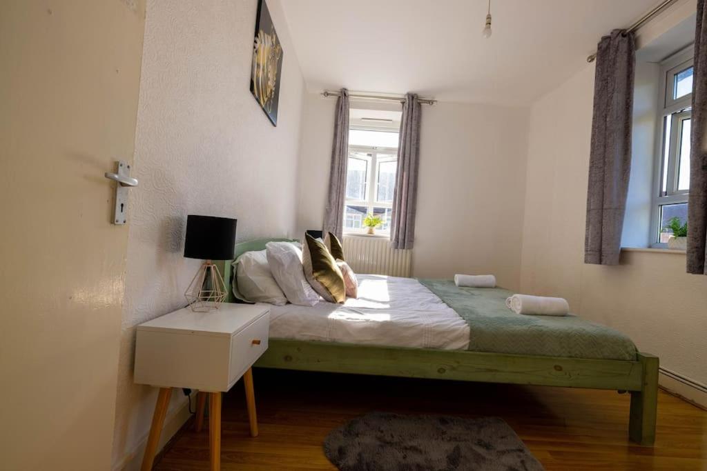 Апартаменты Pristine 3 Beds Hackney E9 Лондон Экстерьер фото