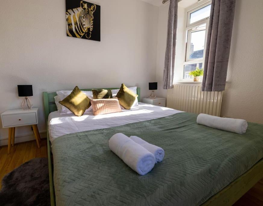 Апартаменты Pristine 3 Beds Hackney E9 Лондон Экстерьер фото