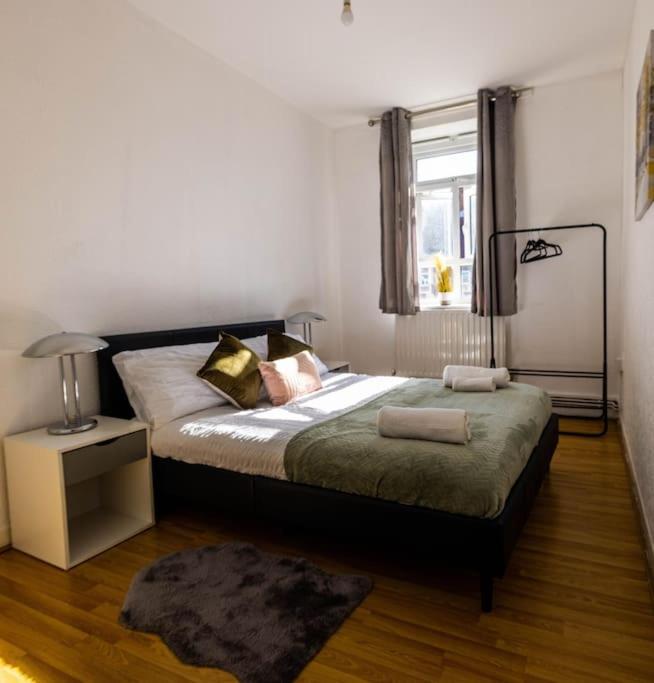 Апартаменты Pristine 3 Beds Hackney E9 Лондон Экстерьер фото